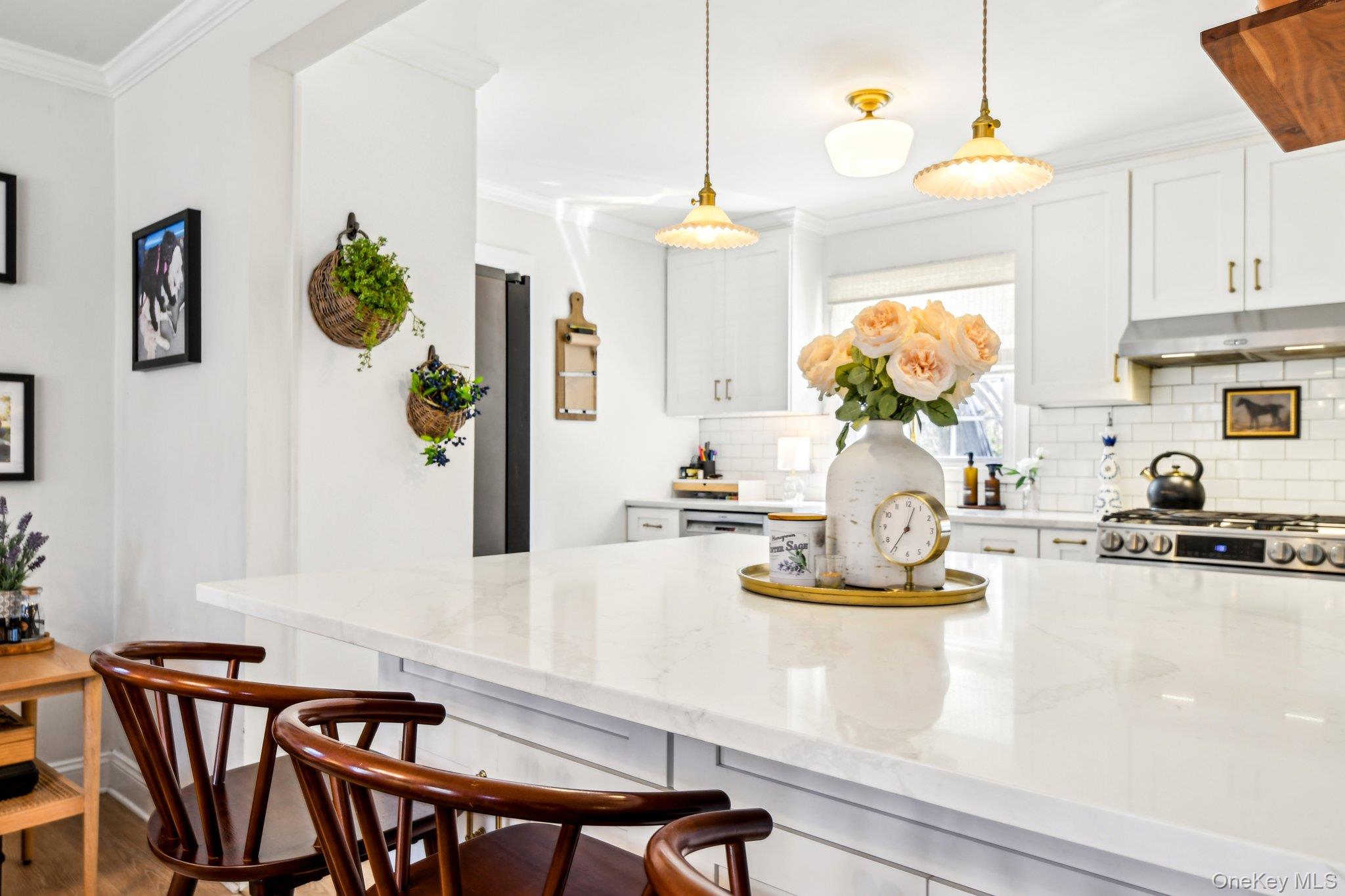 4 Jeffrey Lane, Setauket, NY 11733