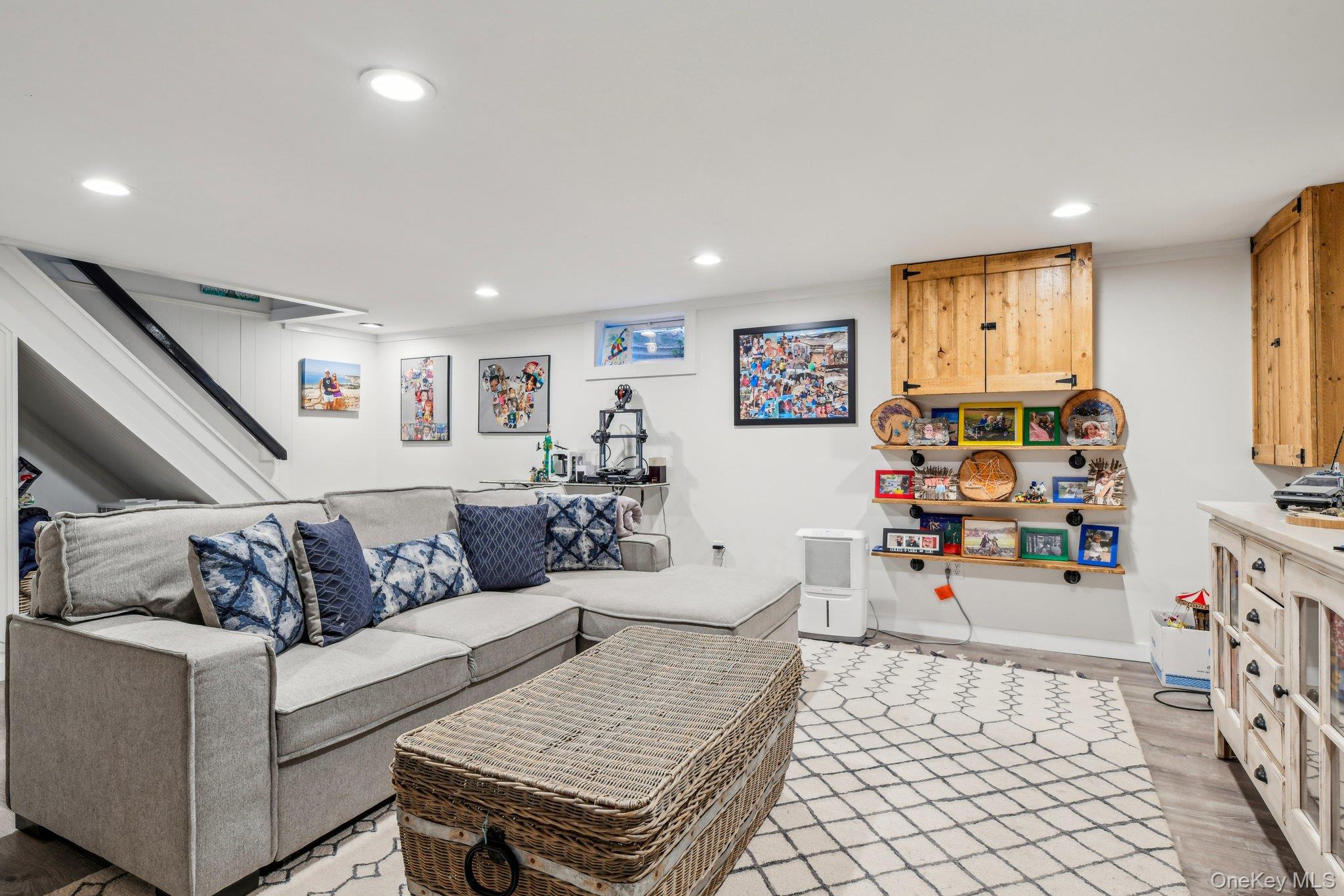 4 Jeffrey Lane, Setauket, NY 11733