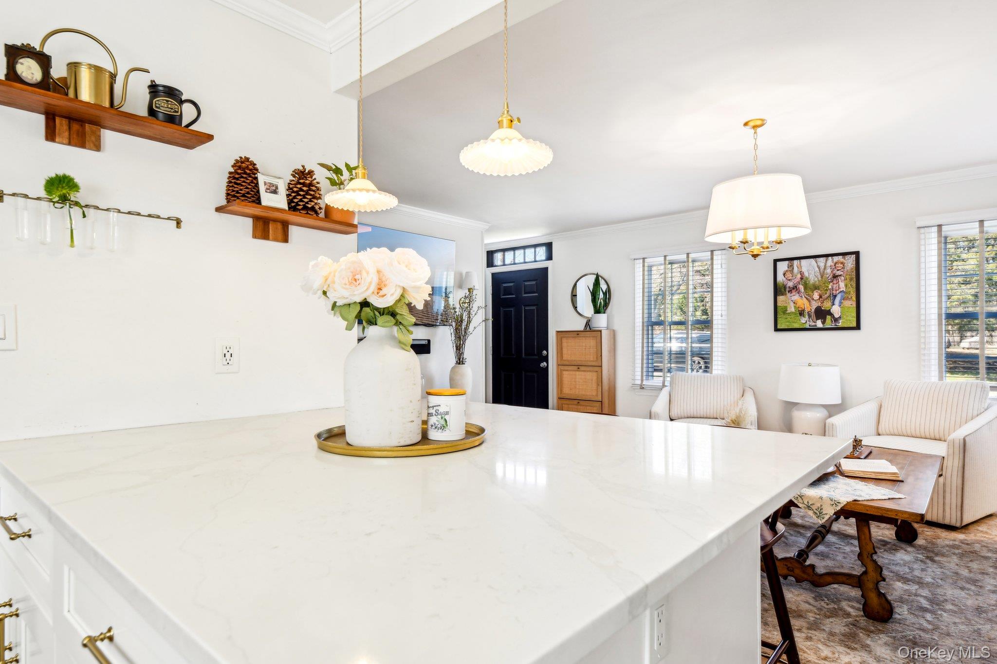 4 Jeffrey Lane, Setauket, NY 11733