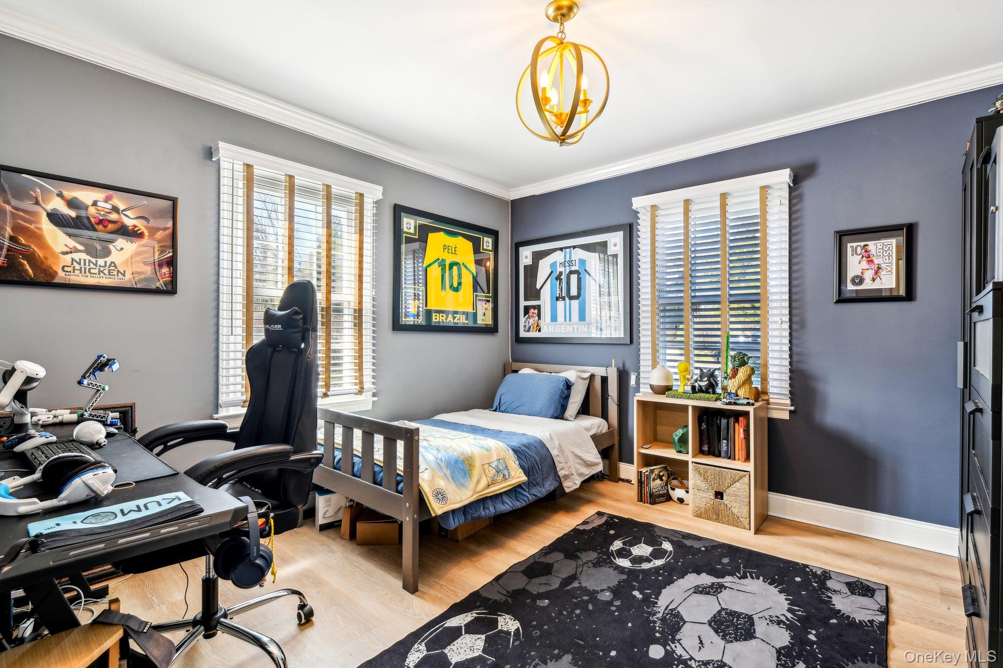 4 Jeffrey Lane, Setauket, NY 11733