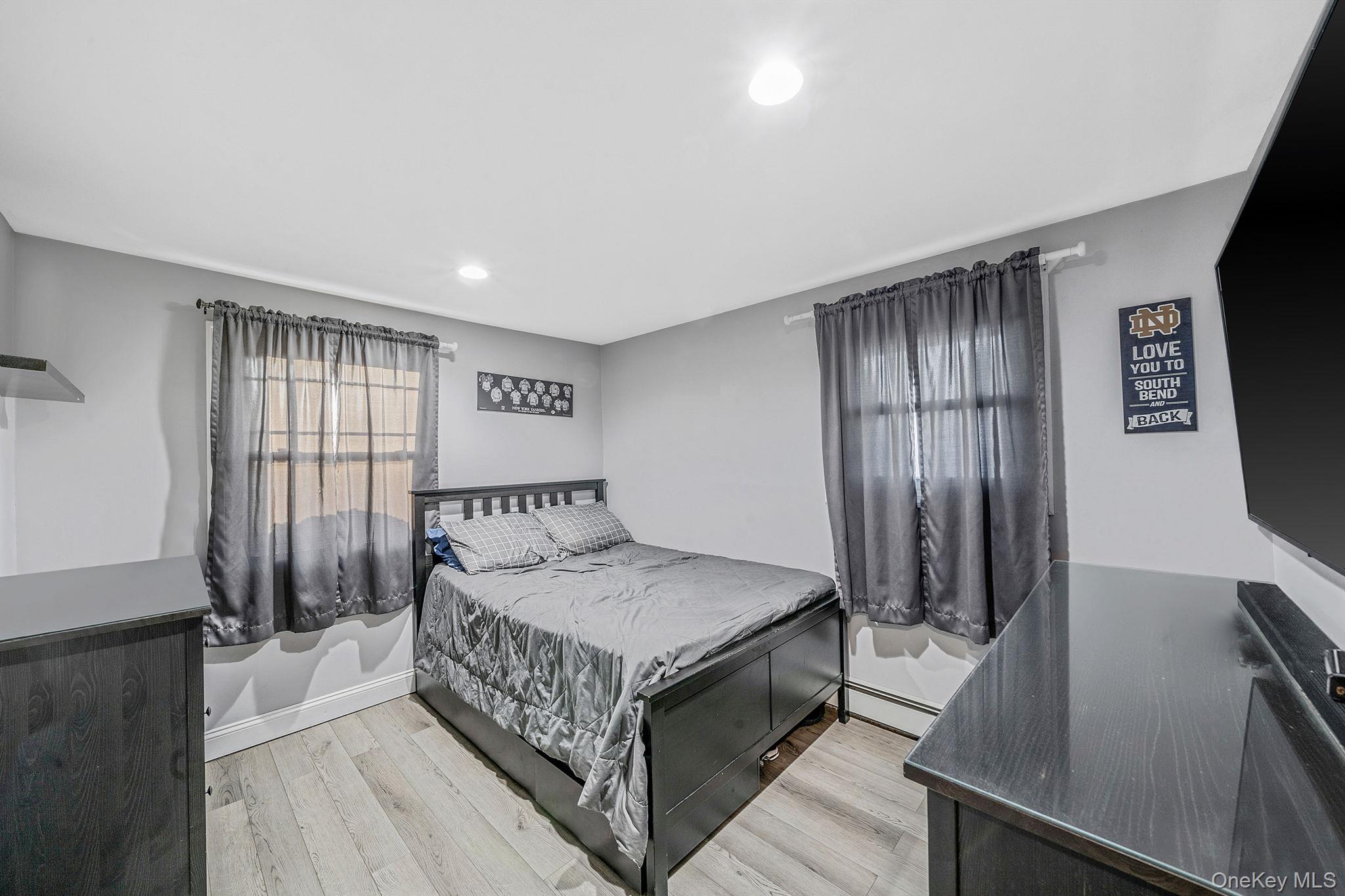 9 Allegheny Drive E, Farmingville, NY 11738