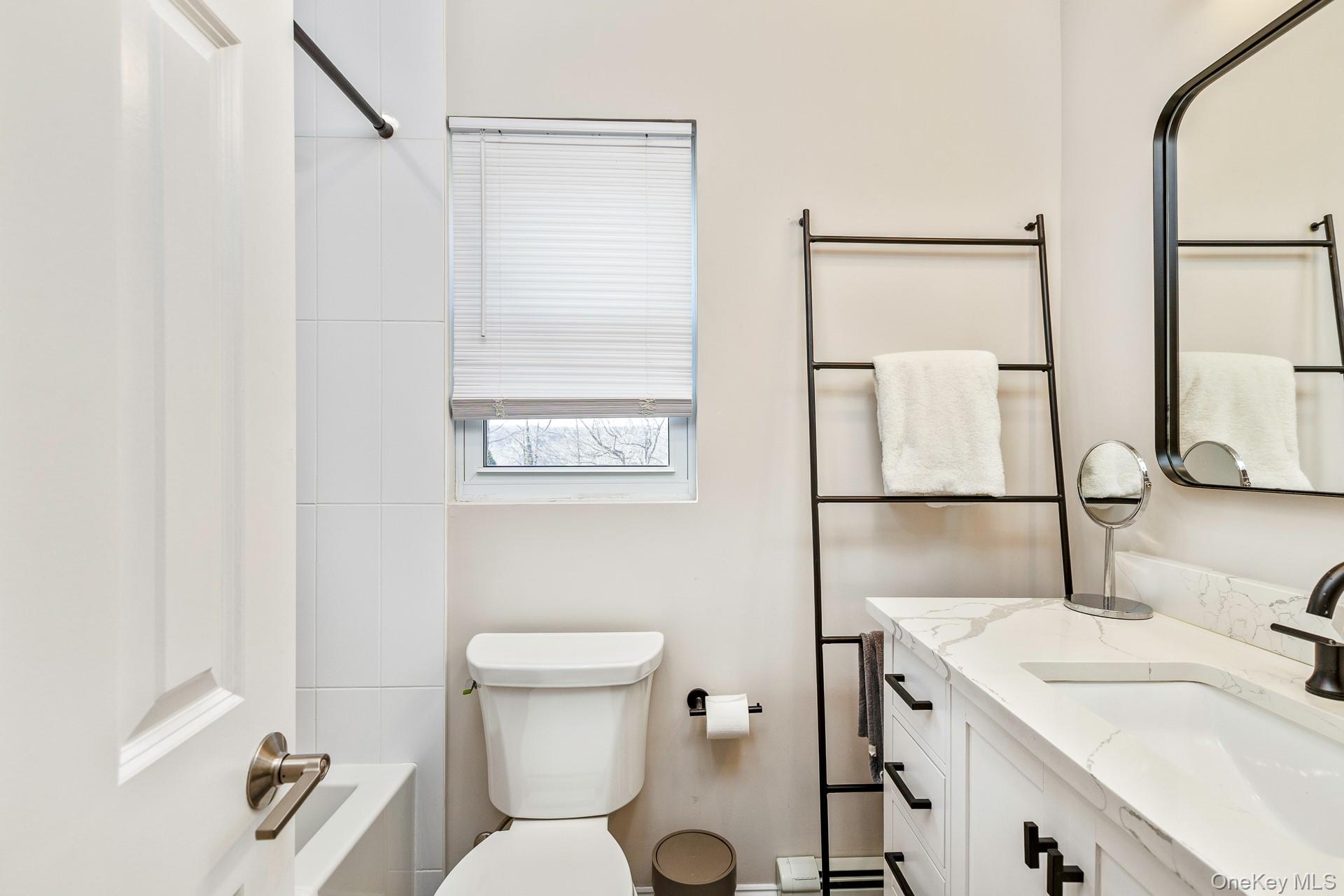 277 River Road, Saint James, NY 11780