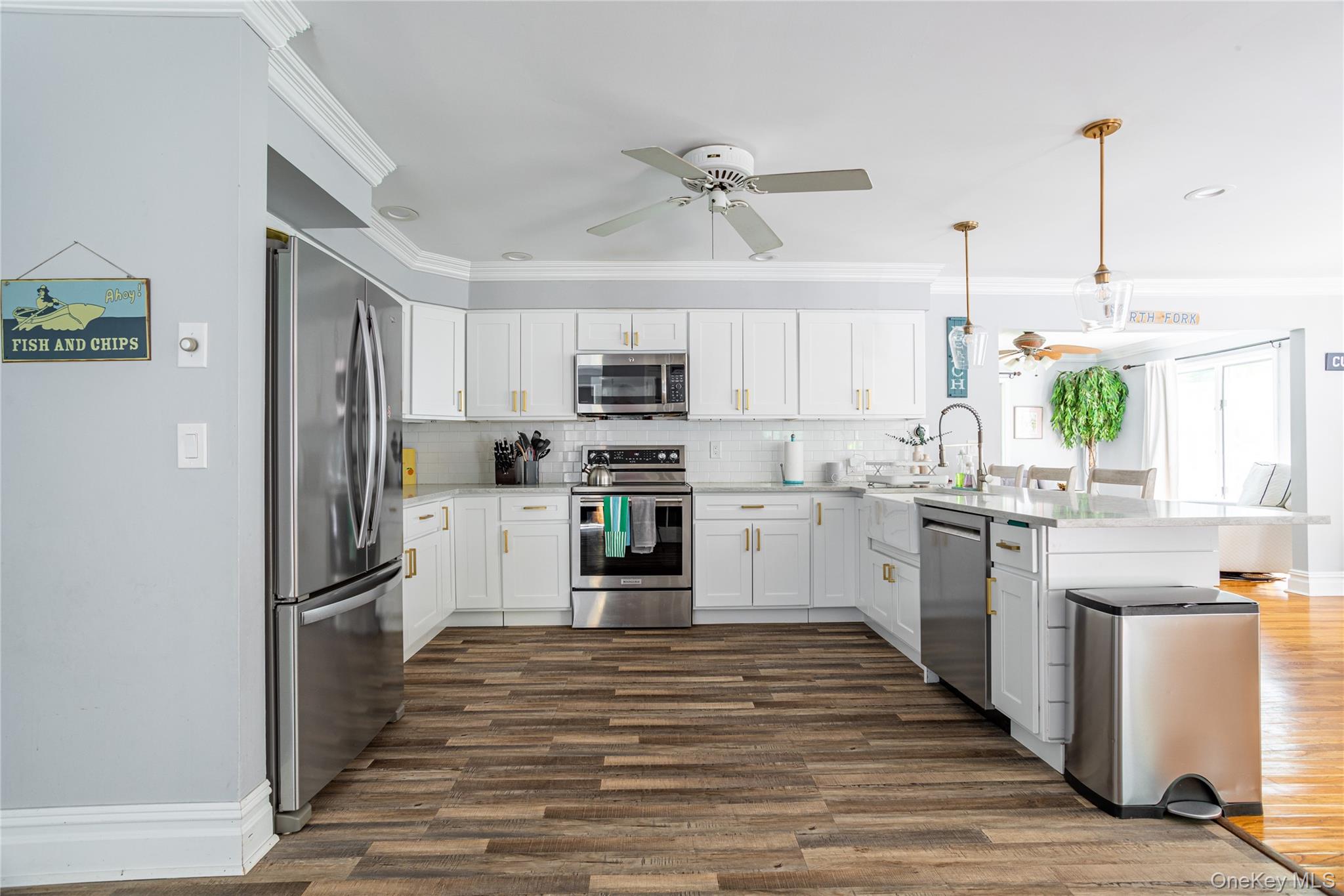 2300 Pine Tree Road, Cutchogue, NY 11935