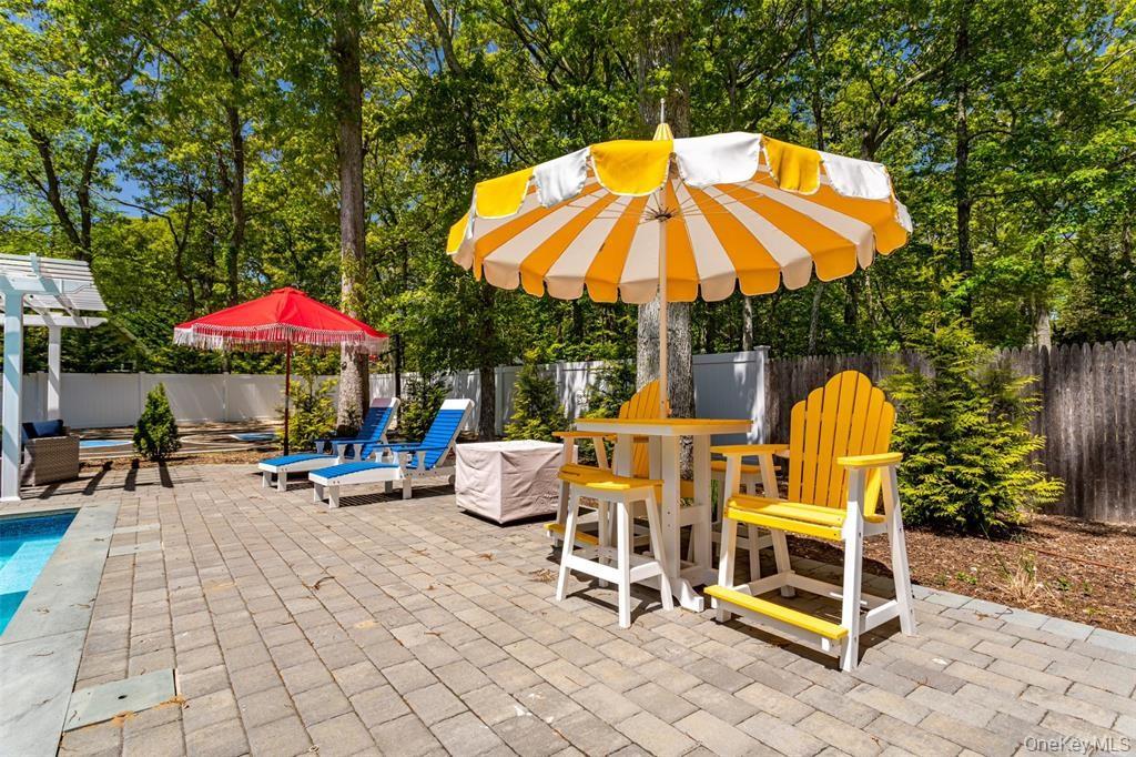 2300 Pine Tree Road, Cutchogue, NY 11935