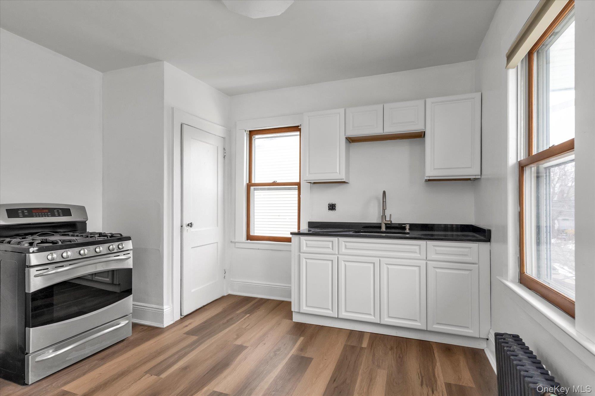 23 Thompson Place, Lynbrook, NY 11563