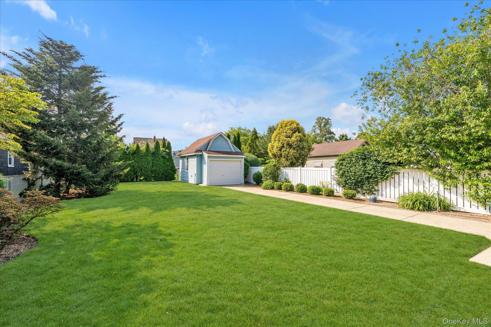 23 Thompson Place, Lynbrook, NY 11563