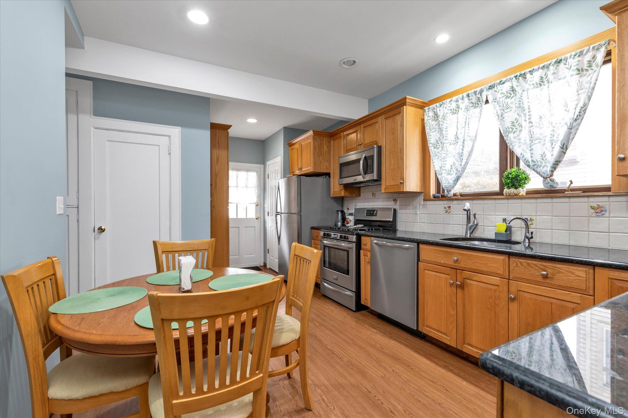 23 Thompson Place, Lynbrook, NY 11563