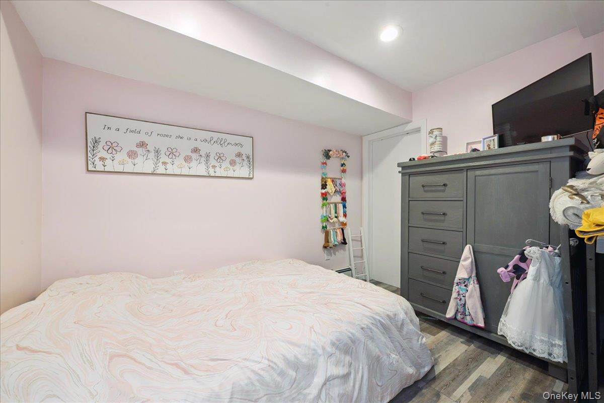 405 Club Court, Oceanside, NY 11572