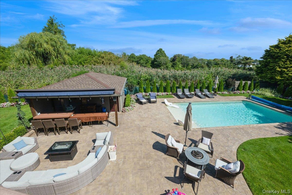 405 Club Court, Oceanside, NY 11572