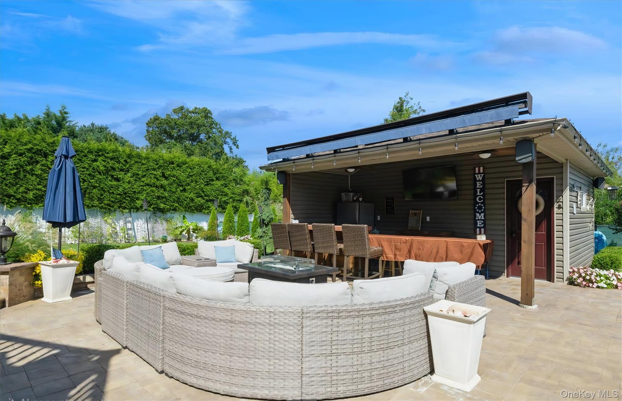 405 Club Court, Oceanside, NY 11572