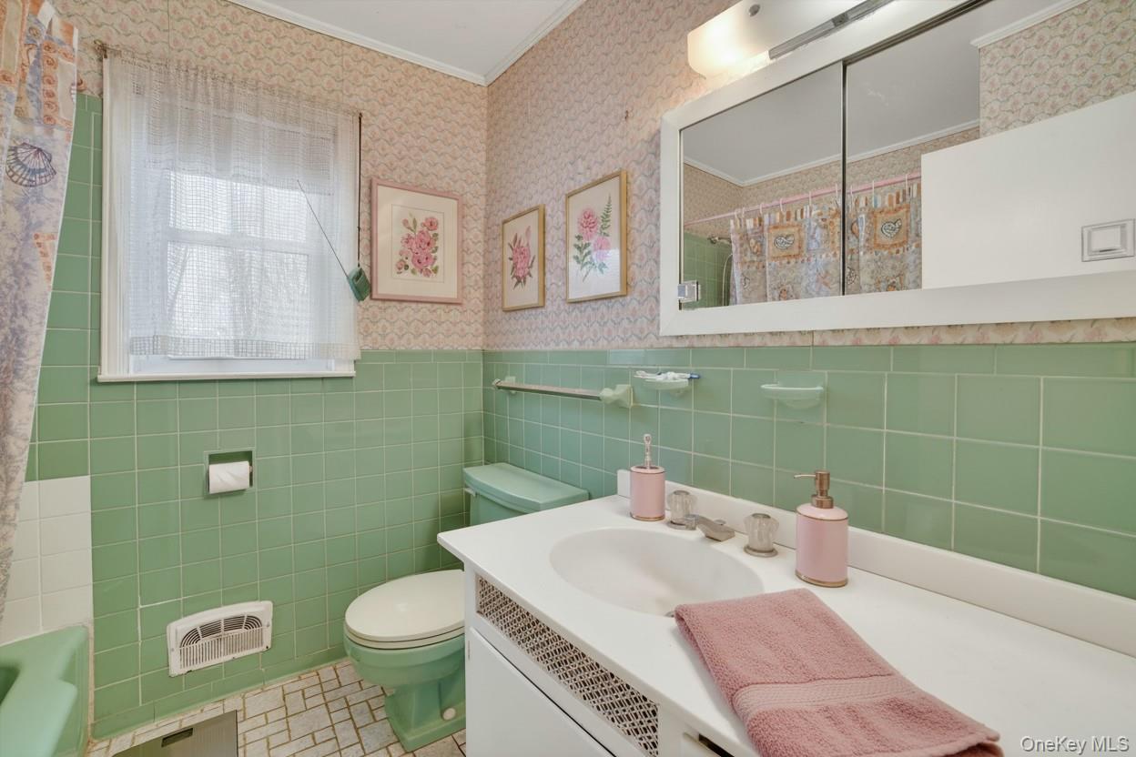 2954 Meadowcrest Drive, Yorktown Heights, NY 10598