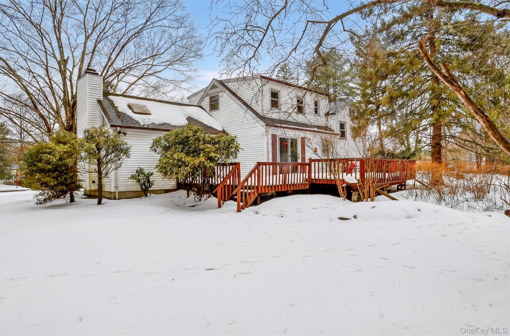 2954 Meadowcrest Drive, Yorktown Heights, NY 10598