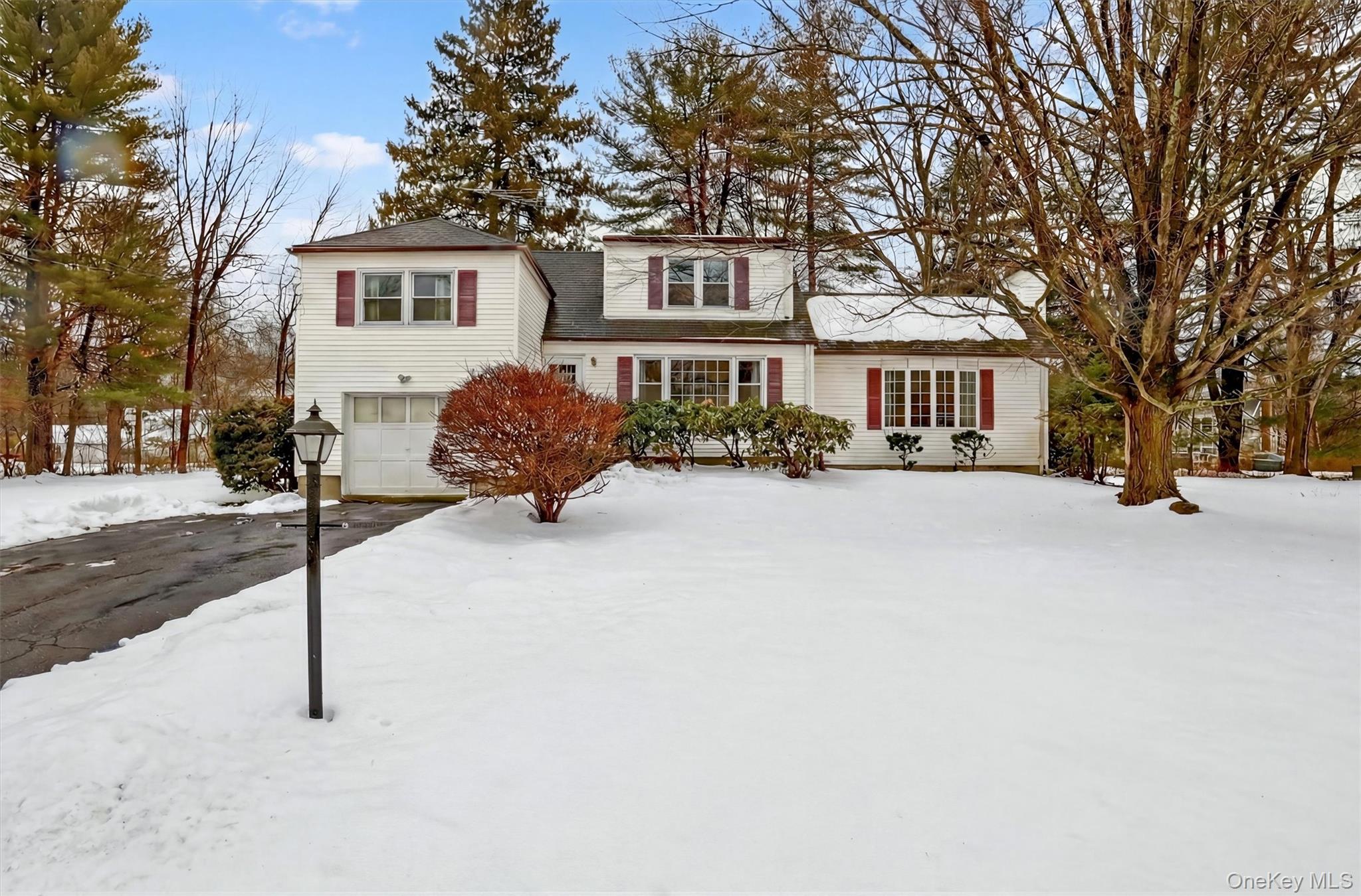 2954 Meadowcrest Drive, Yorktown Heights, NY 10598