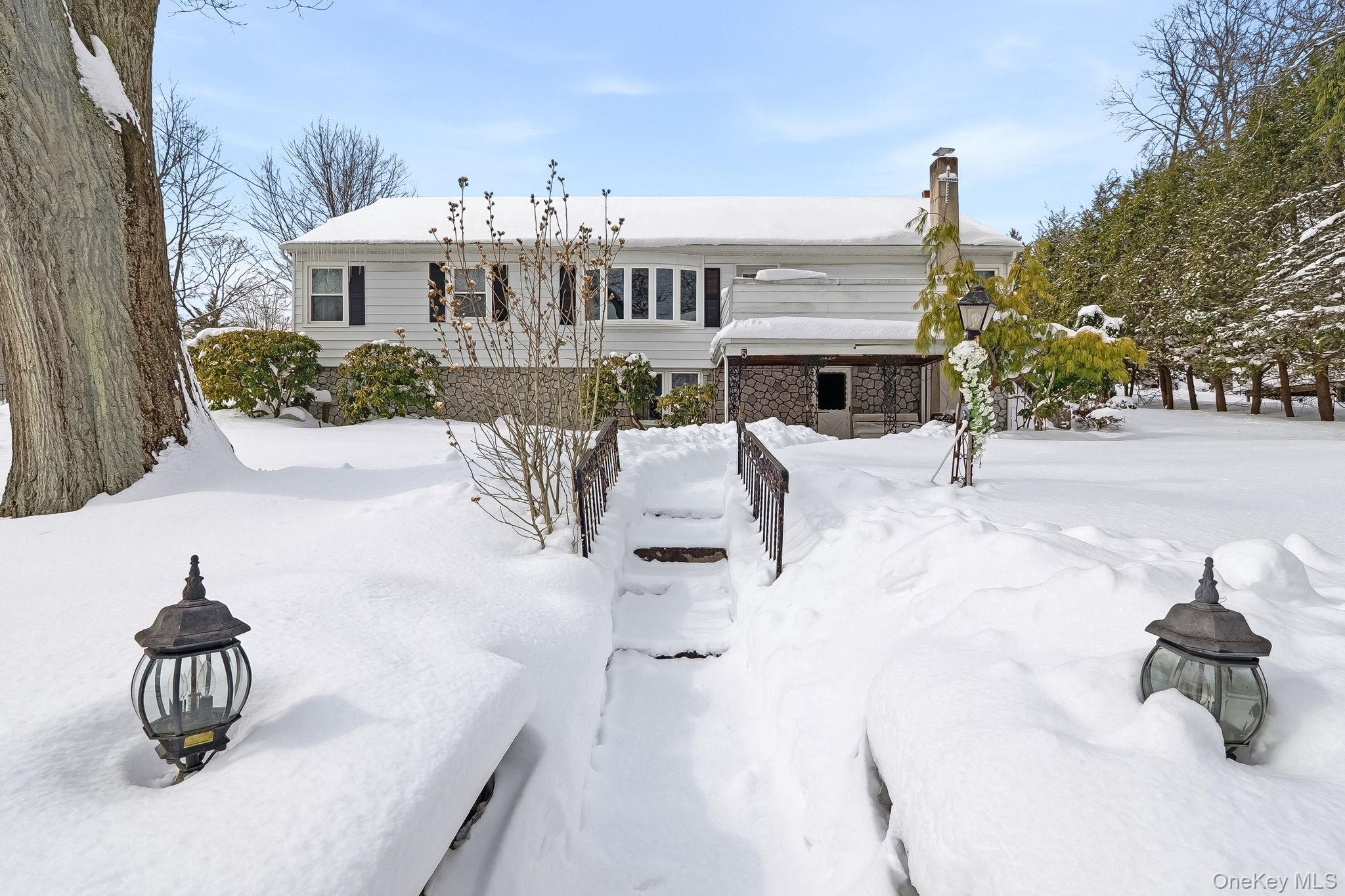 5 N Shenorock Drive, Yorktown Heights, NY 10598