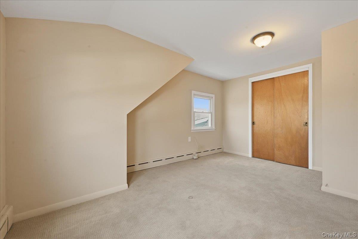 25 Peacock Lane, Levittown, NY 11756