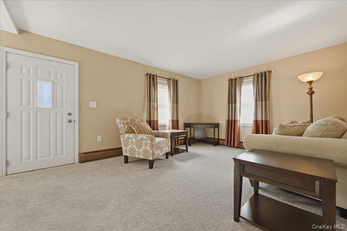 25 Peacock Lane, Levittown, NY 11756