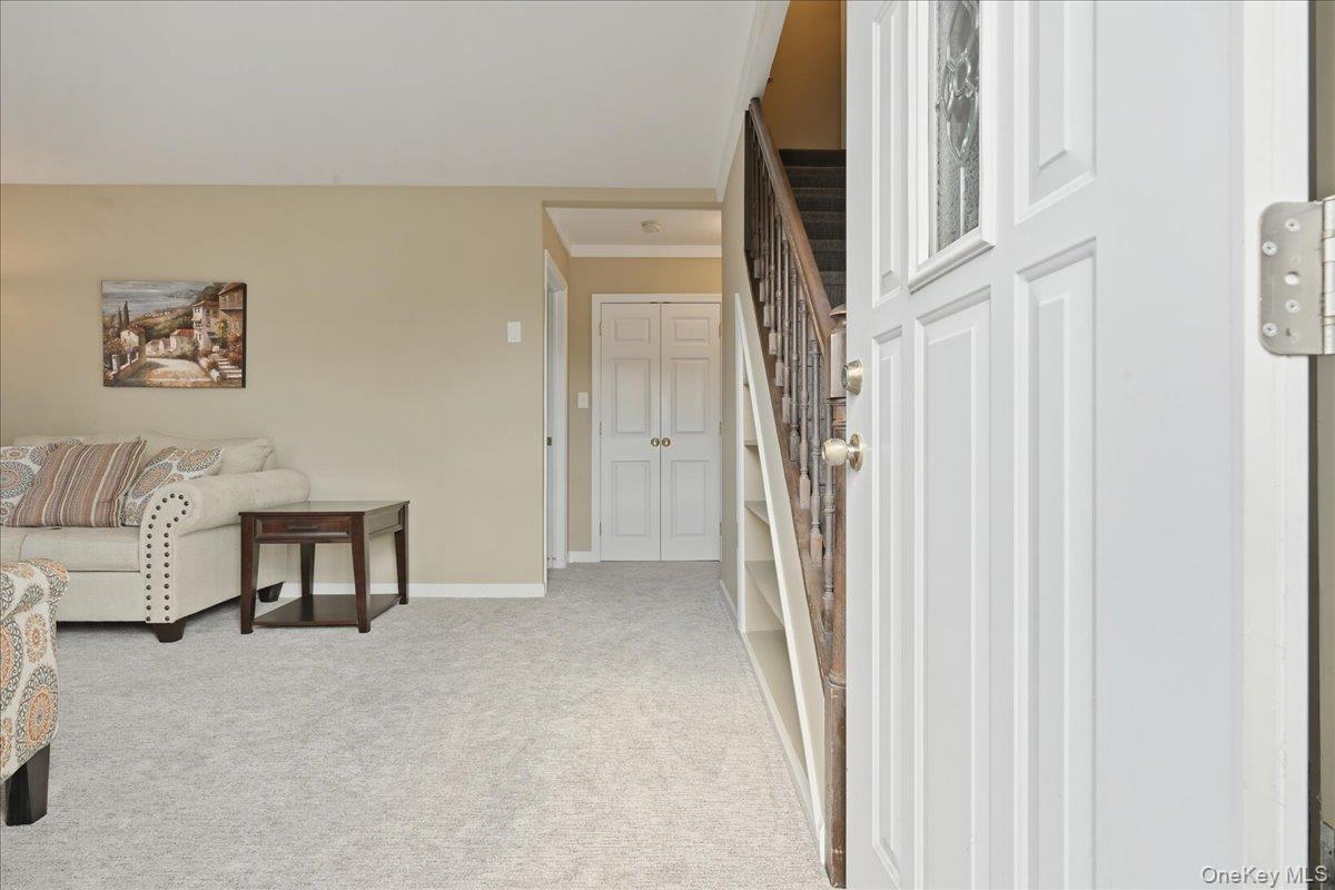 25 Peacock Lane, Levittown, NY 11756