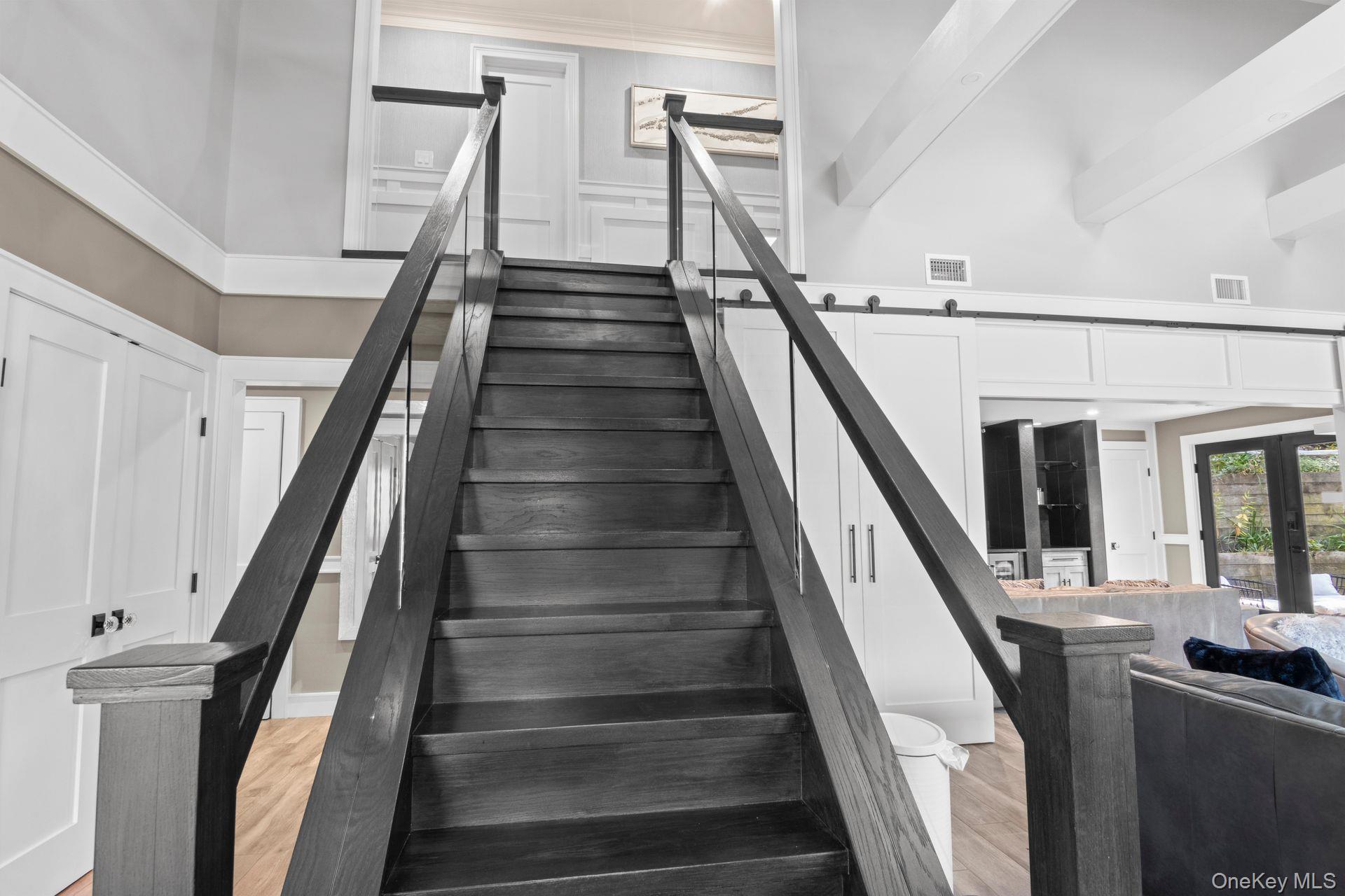 131 Fleets Cove Road, Huntington, NY 11743