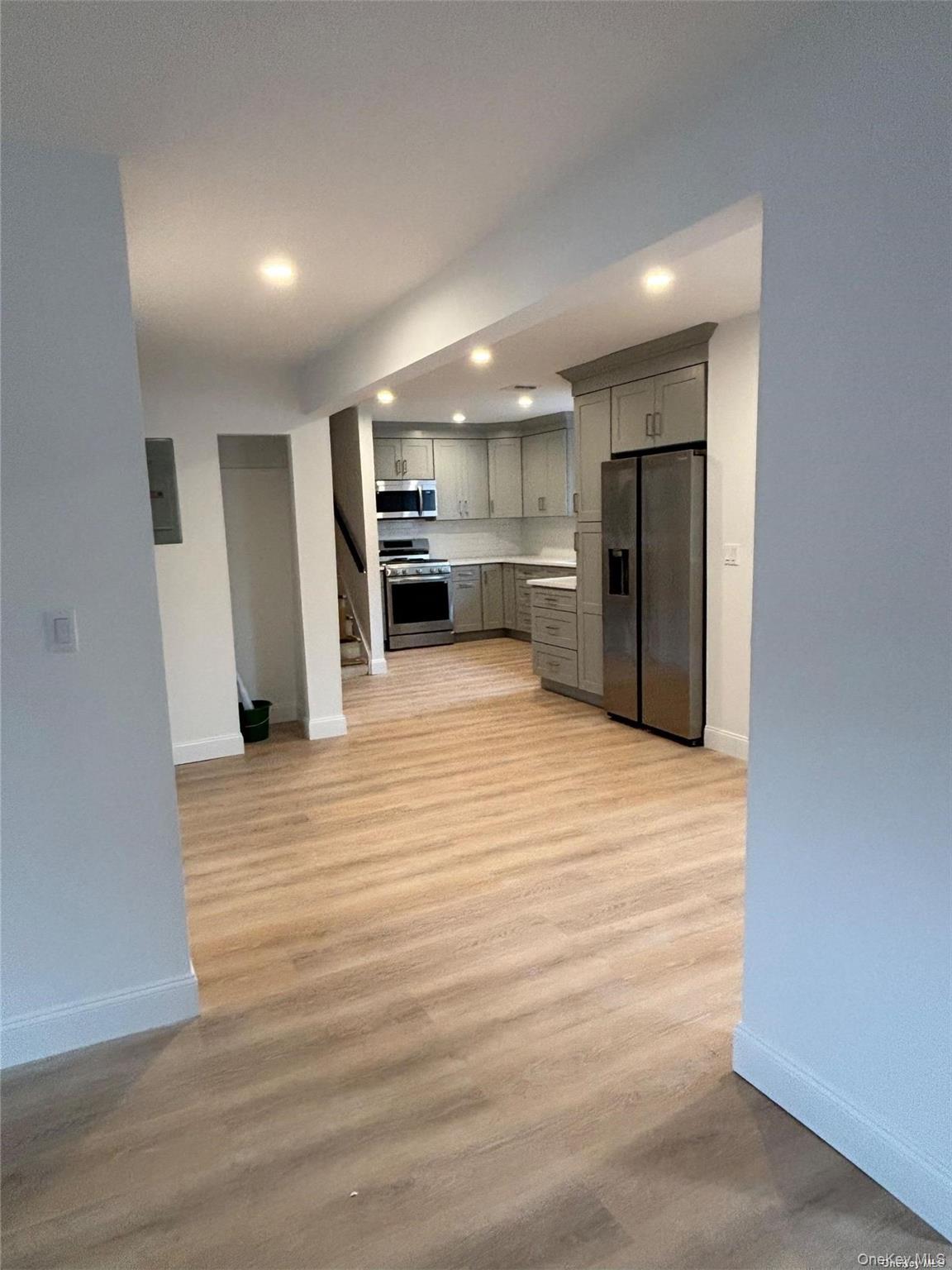 1353 Old Northern Boulevard, Roslyn, NY 11576