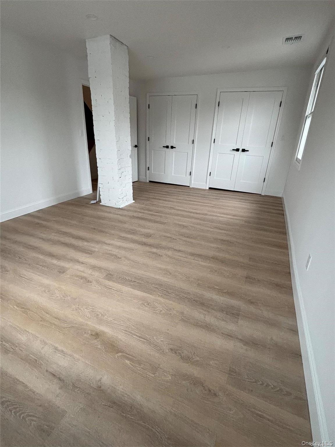 1353 Old Northern Boulevard, Roslyn, NY 11576