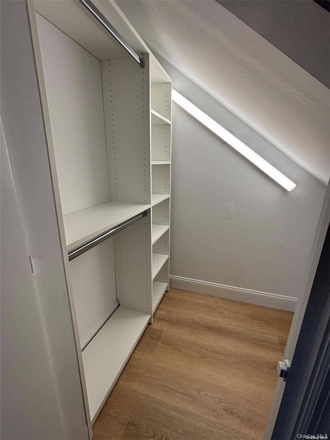 1353 Old Northern Boulevard, Roslyn, NY 11576