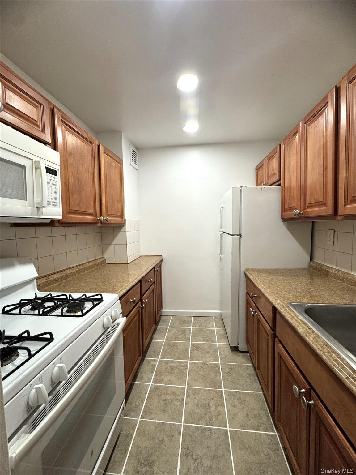 30 S. Cole # 1 L, Spring Valley, NY 10977