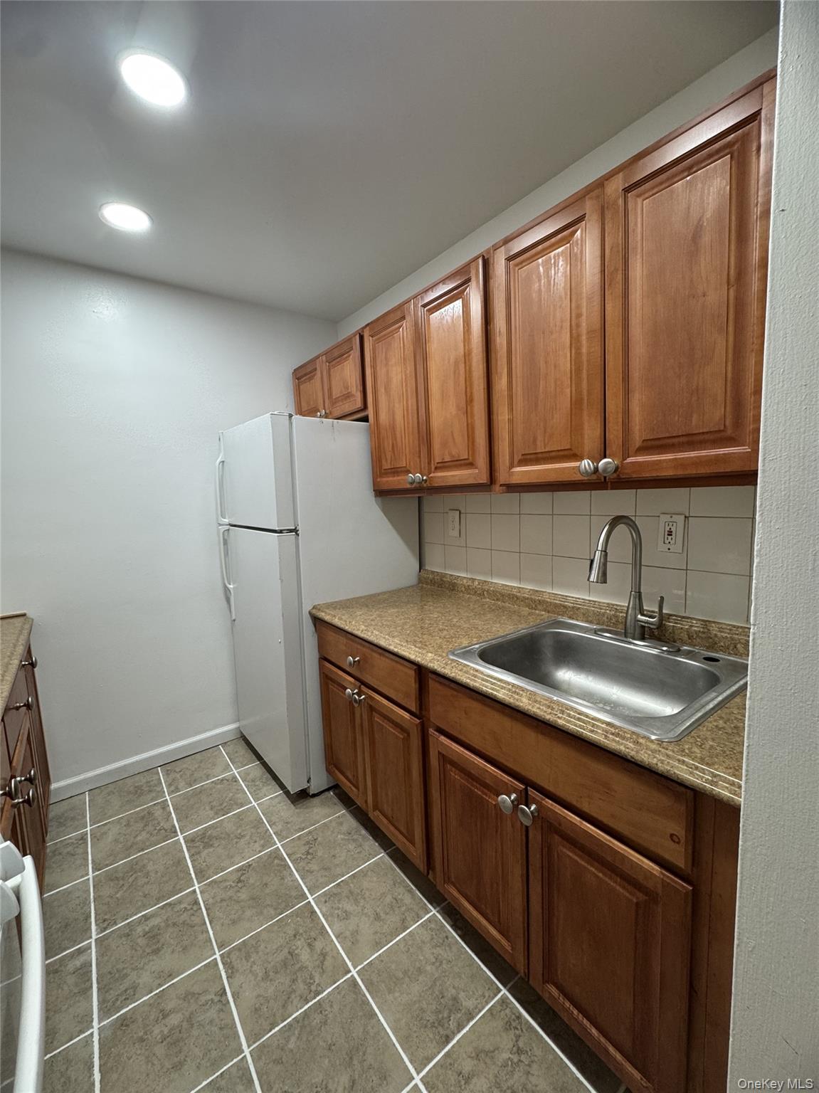 30 S. Cole # 1 L, Spring Valley, NY 10977