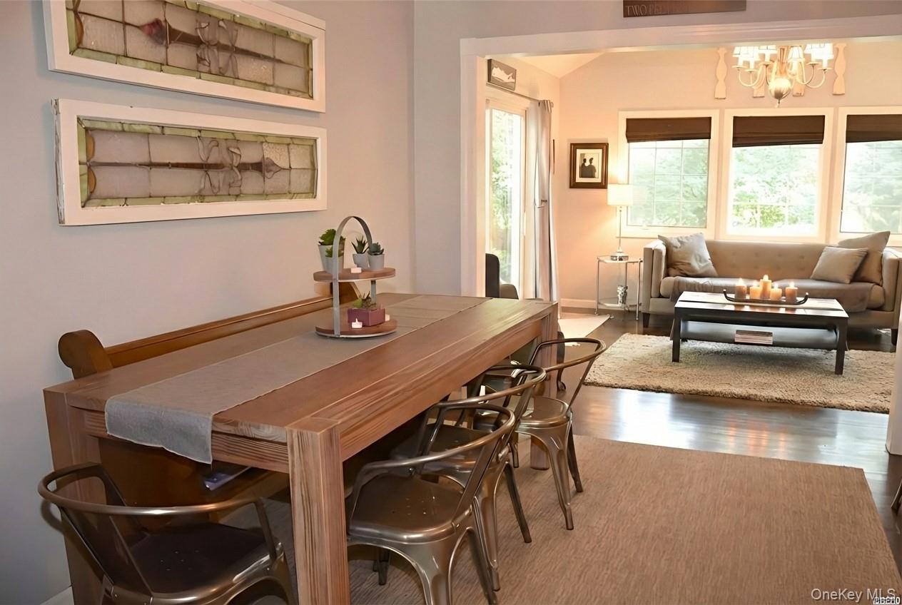 1 Hillcrest Place, Locust Valley, NY 11560