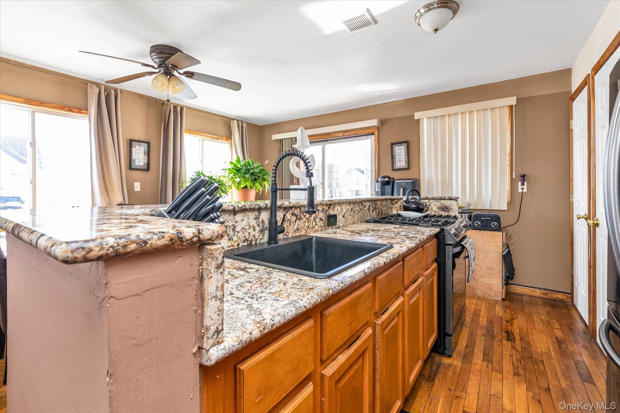 117-30 201st Street, Saint Albans, NY 11412