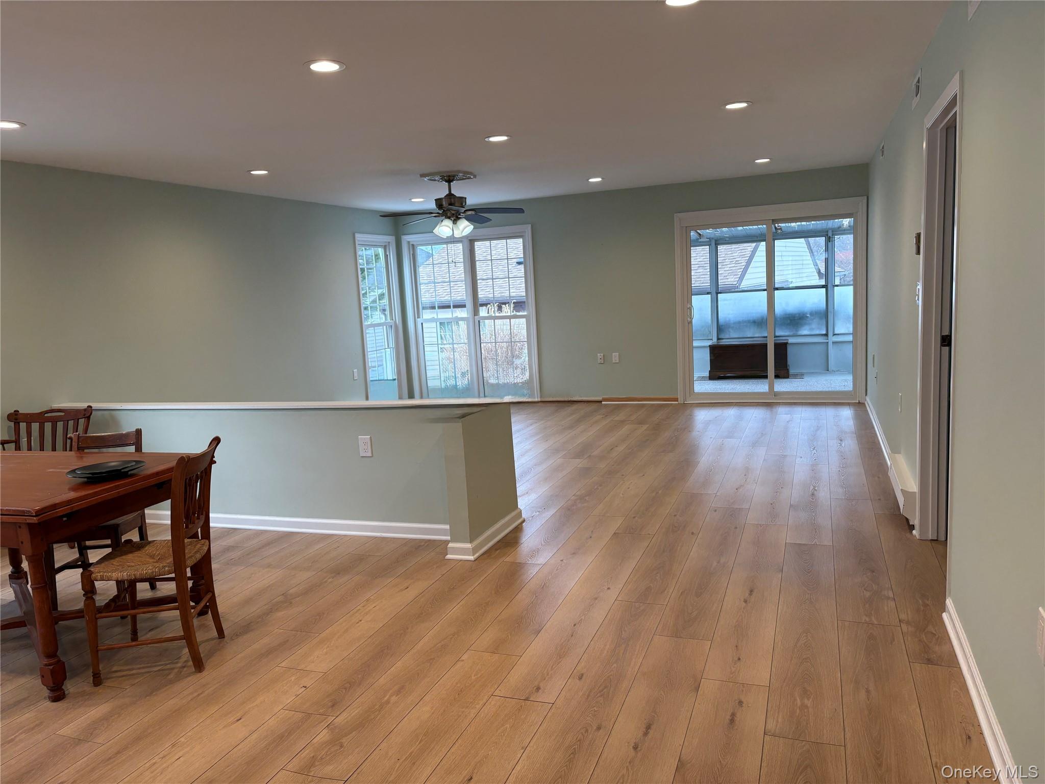 498 Cranston Lane, Ridge, NY 11961