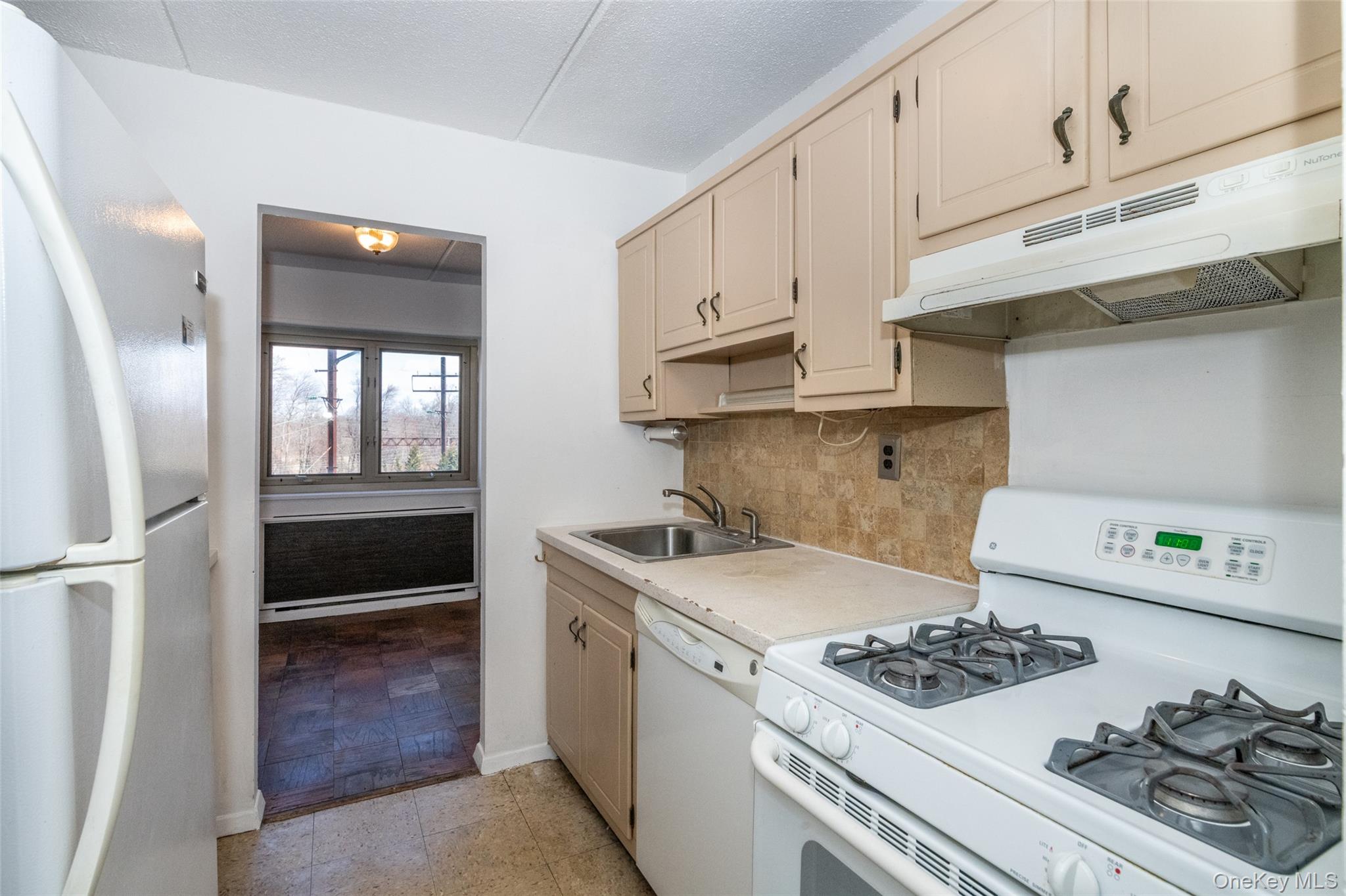 480 Halstead Avenue # 4O, Harrison, NY 10528