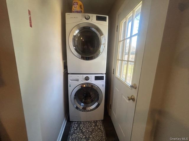 4 White Oak Street, Middle Island, NY 11953