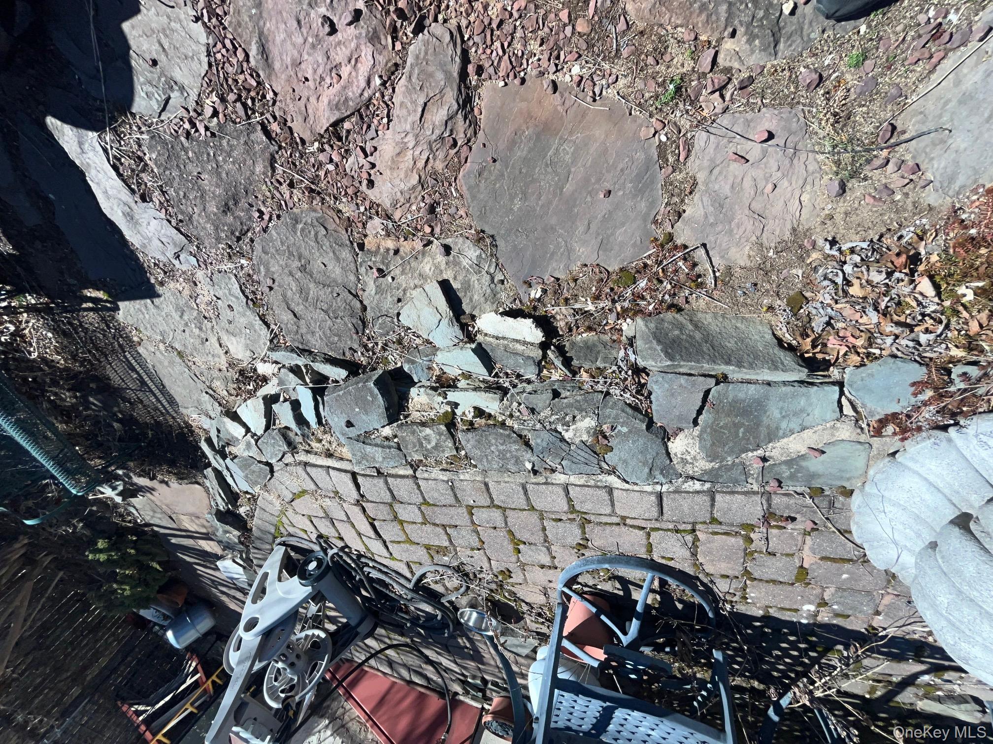 16 park, Floral Park, NY 11001