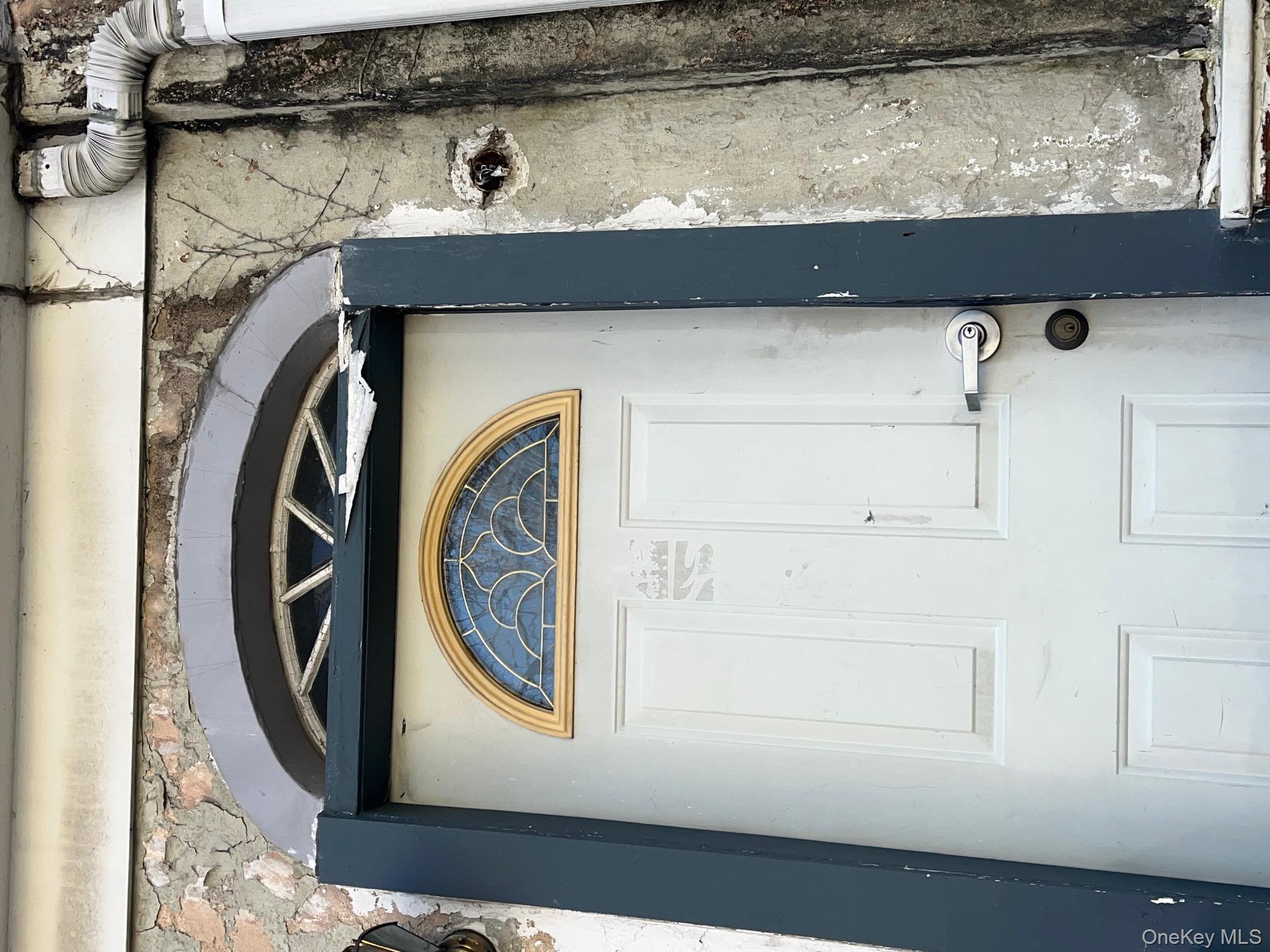 16 park, Floral Park, NY 11001