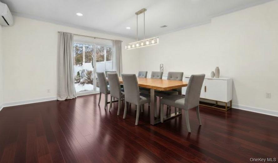 6404 136th Street, Flushing, NY 11367