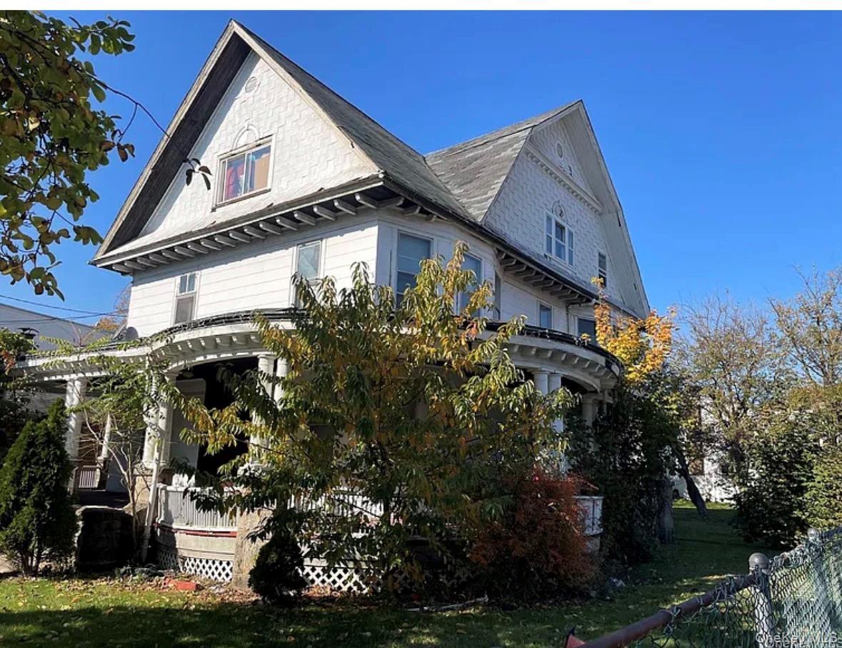 25 Radford Street, Yonkers, NY 10705