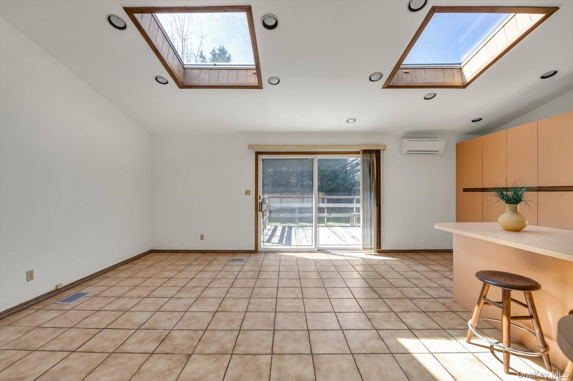 23 Madison, Jericho, NY 11753