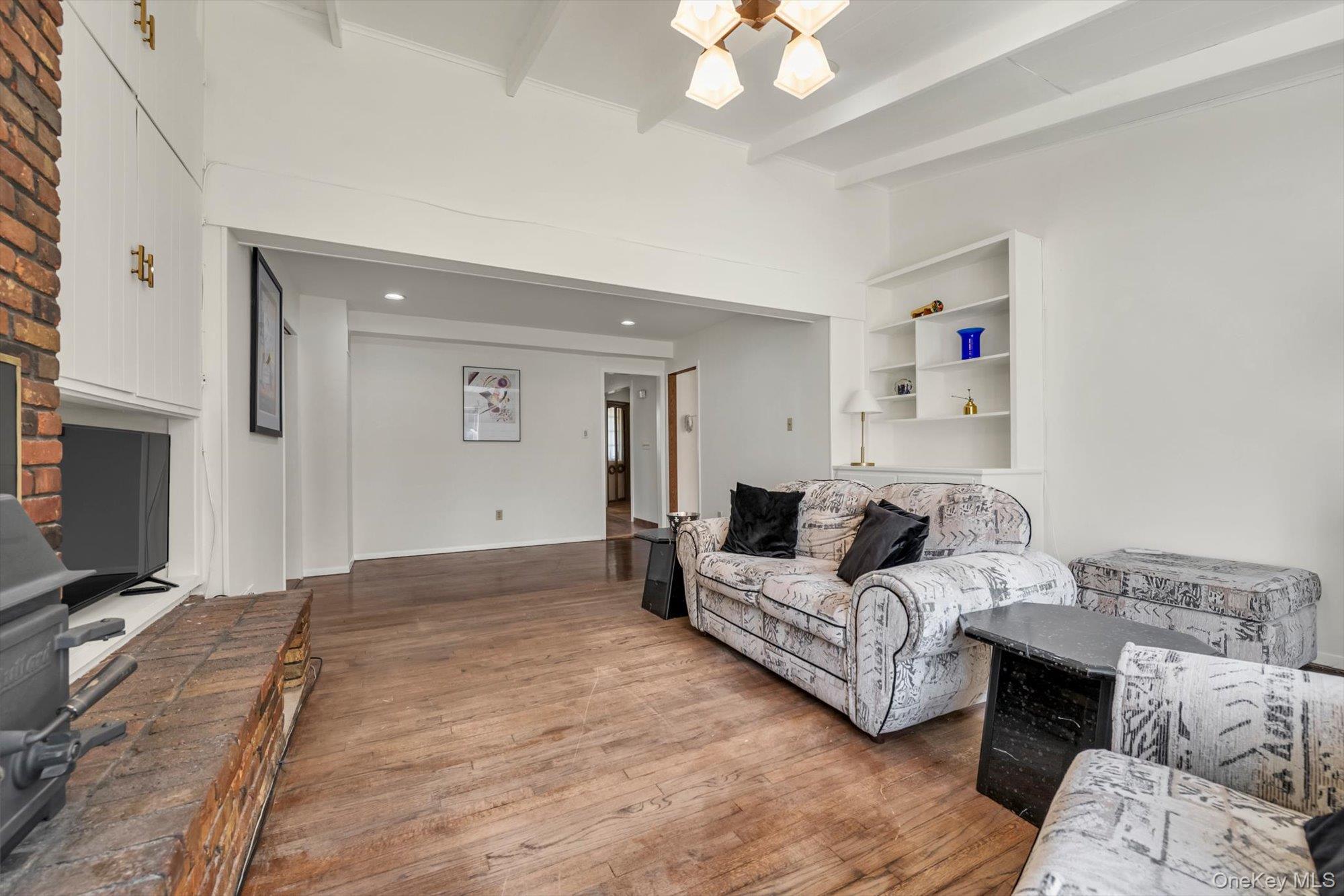 23 Madison, Jericho, NY 11753