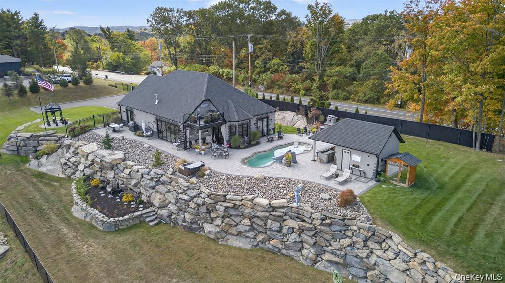 1582 Route 9W, Marlboro, NY 12542