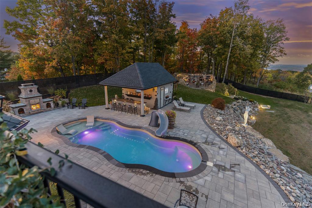 1582 Route 9W, Marlboro, NY 12542