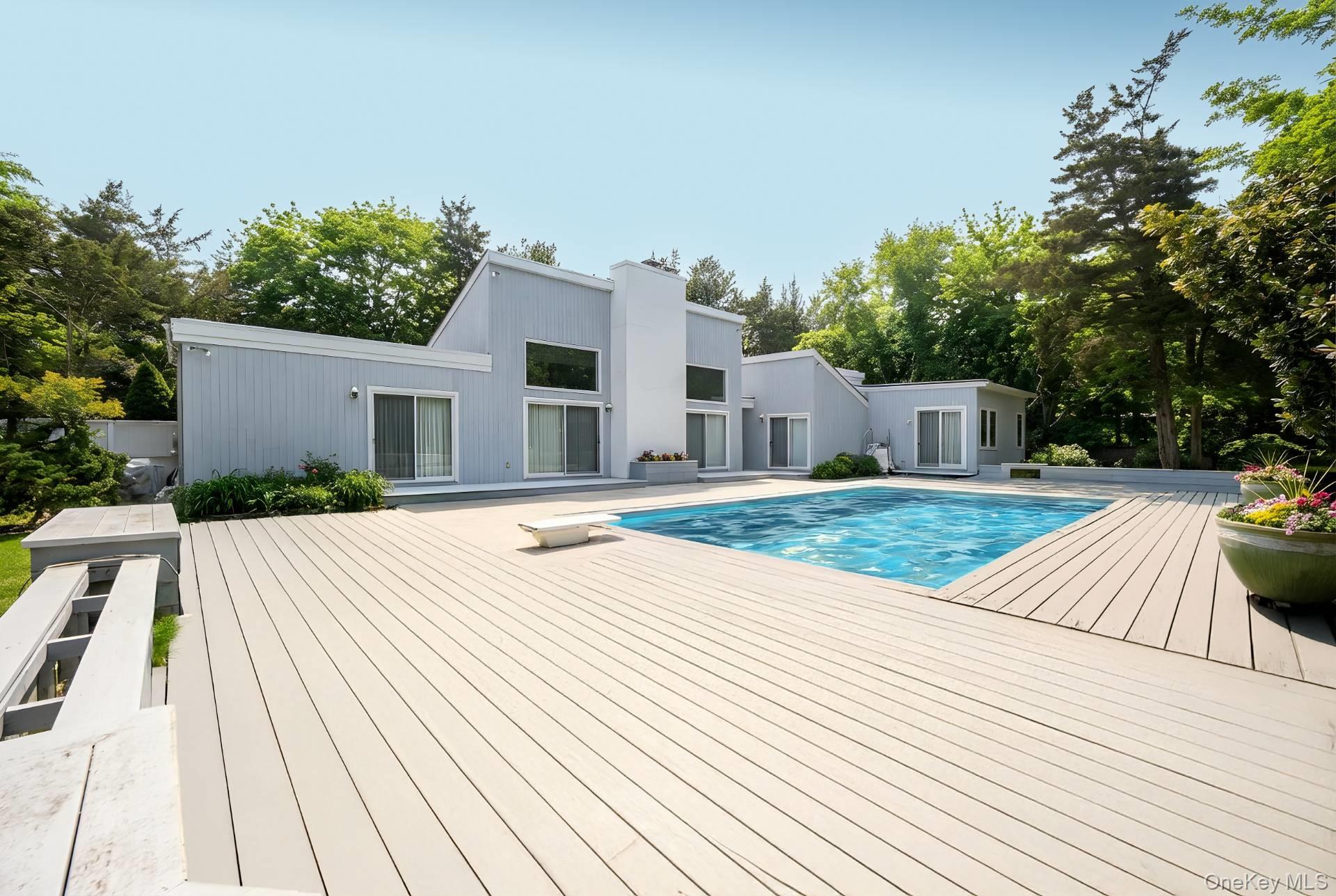 14 Rose Hill Road, Water Mill, NY 11976