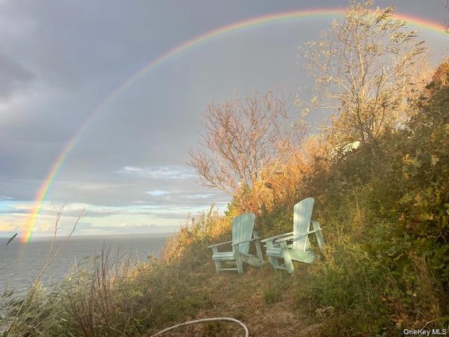 24 Cliff Way, Baiting Hollow, NY 11933