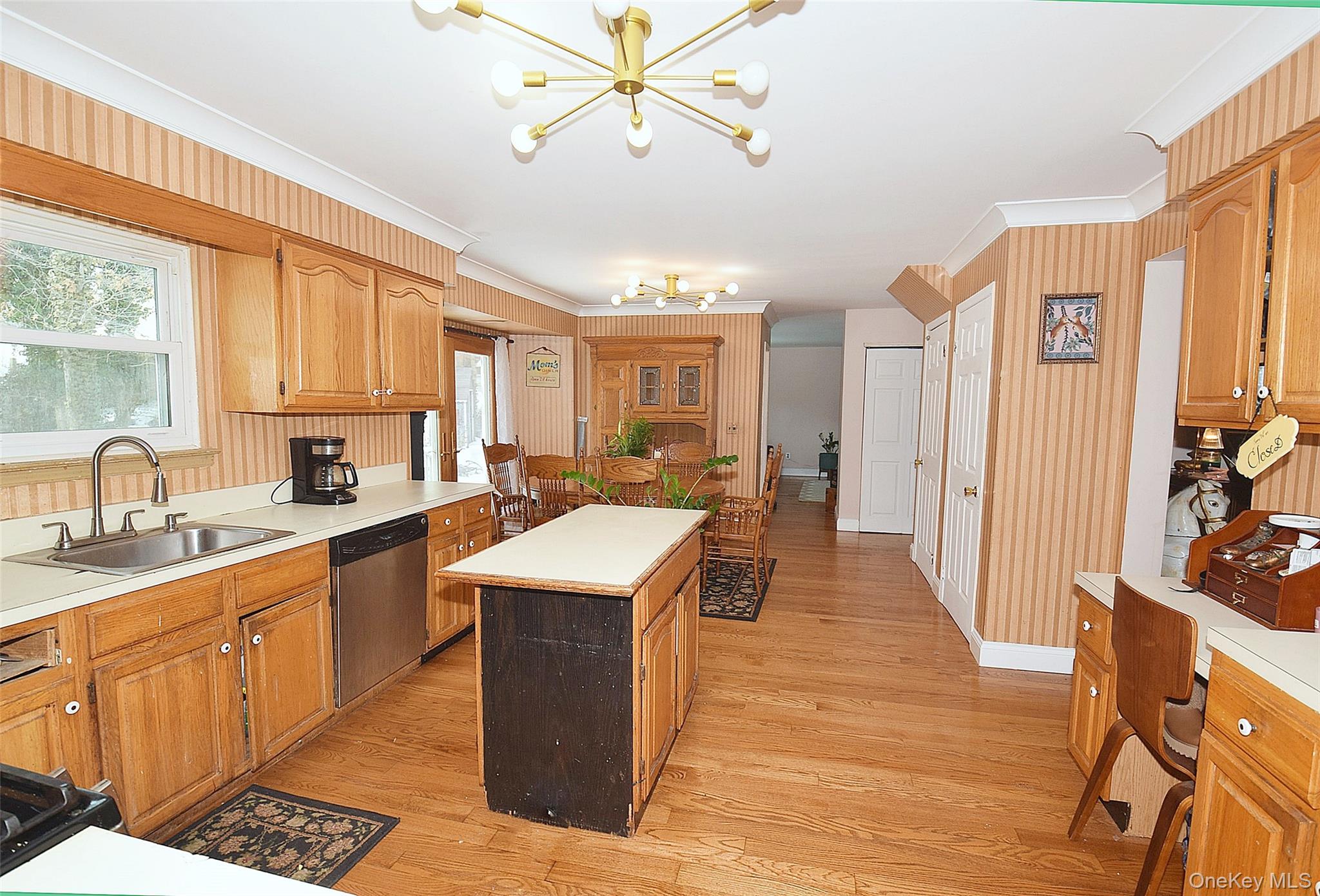 338 Pond Path, East Setauket, NY 11733