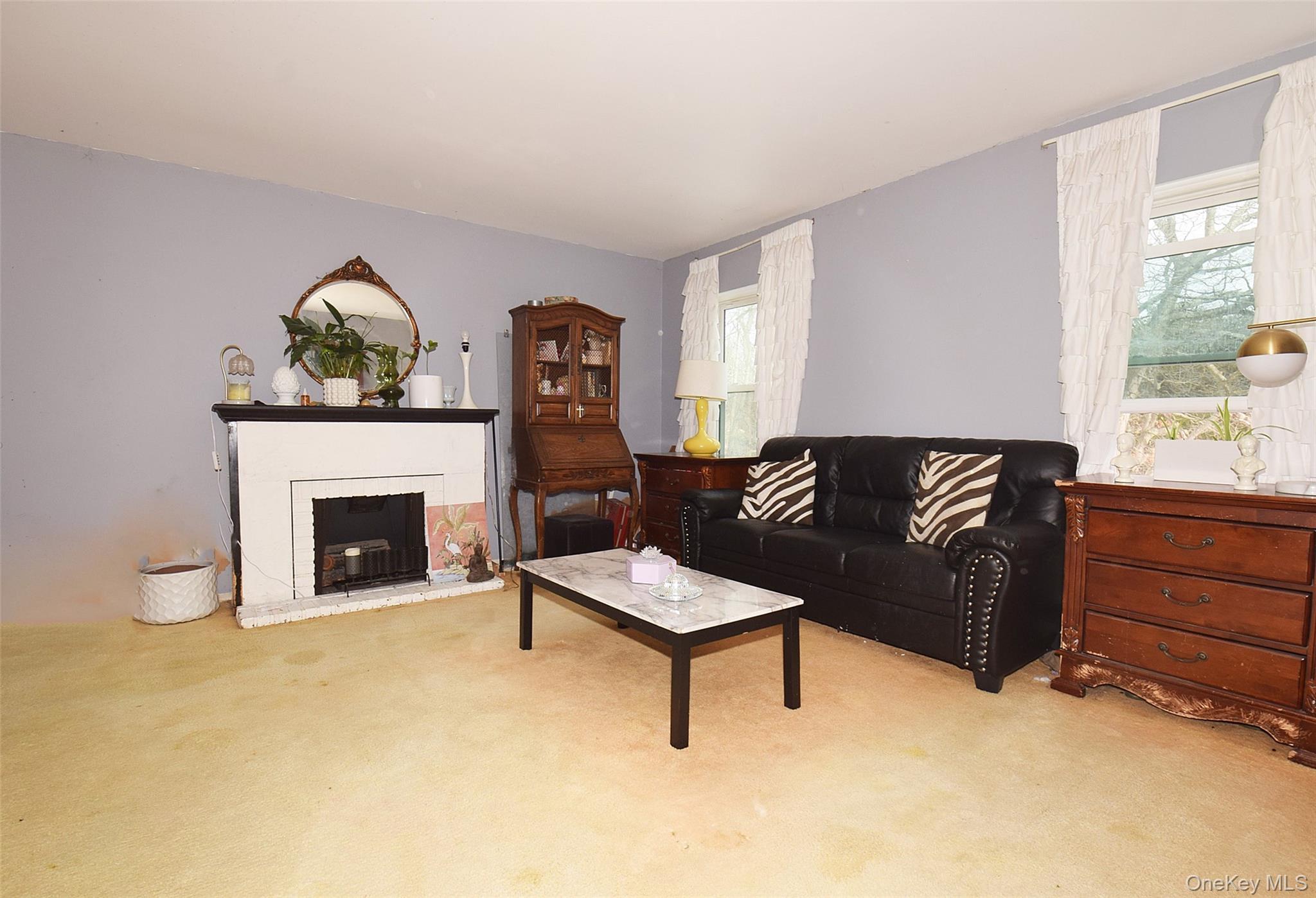 338 Pond Path, East Setauket, NY 11733