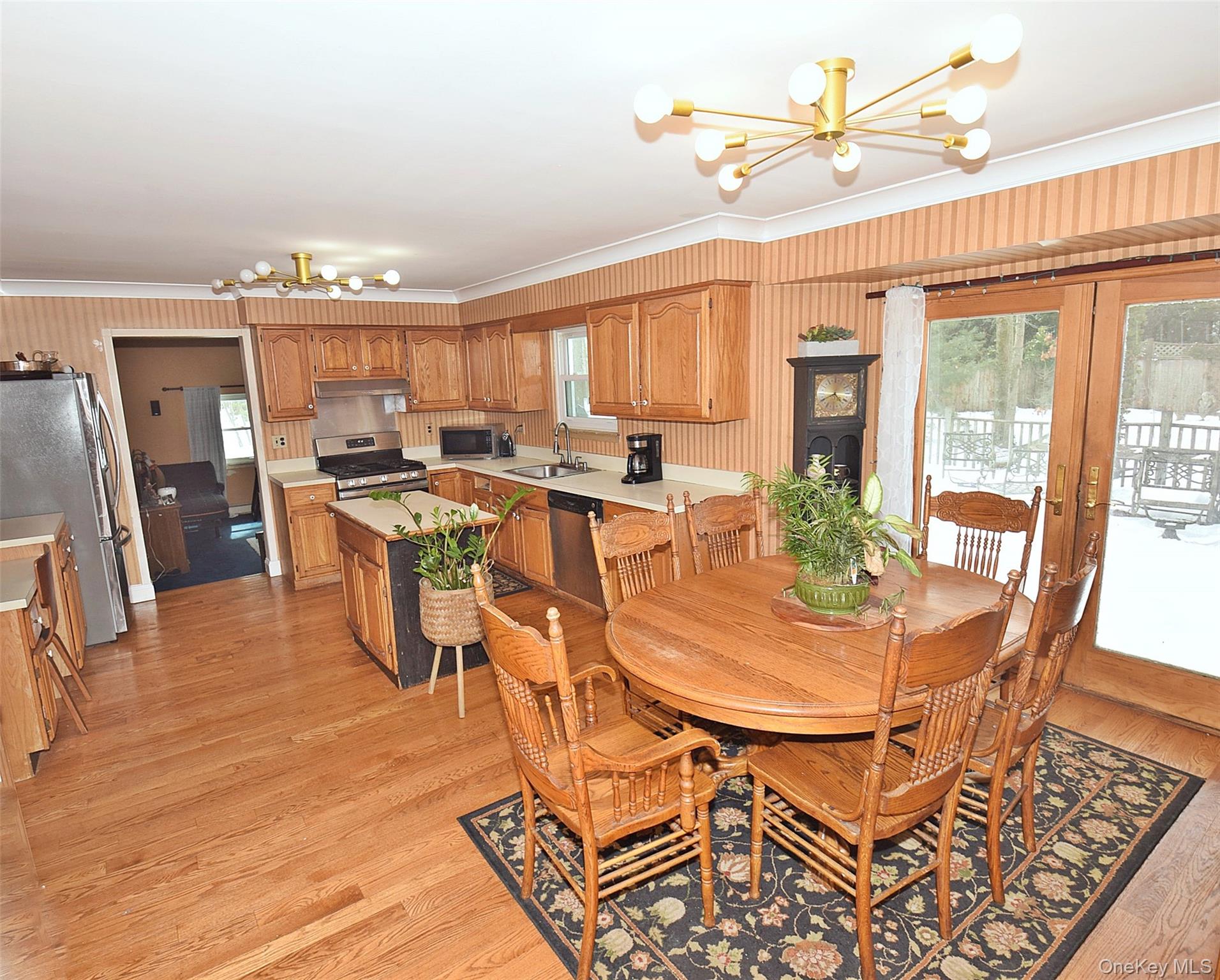 338 Pond Path, East Setauket, NY 11733