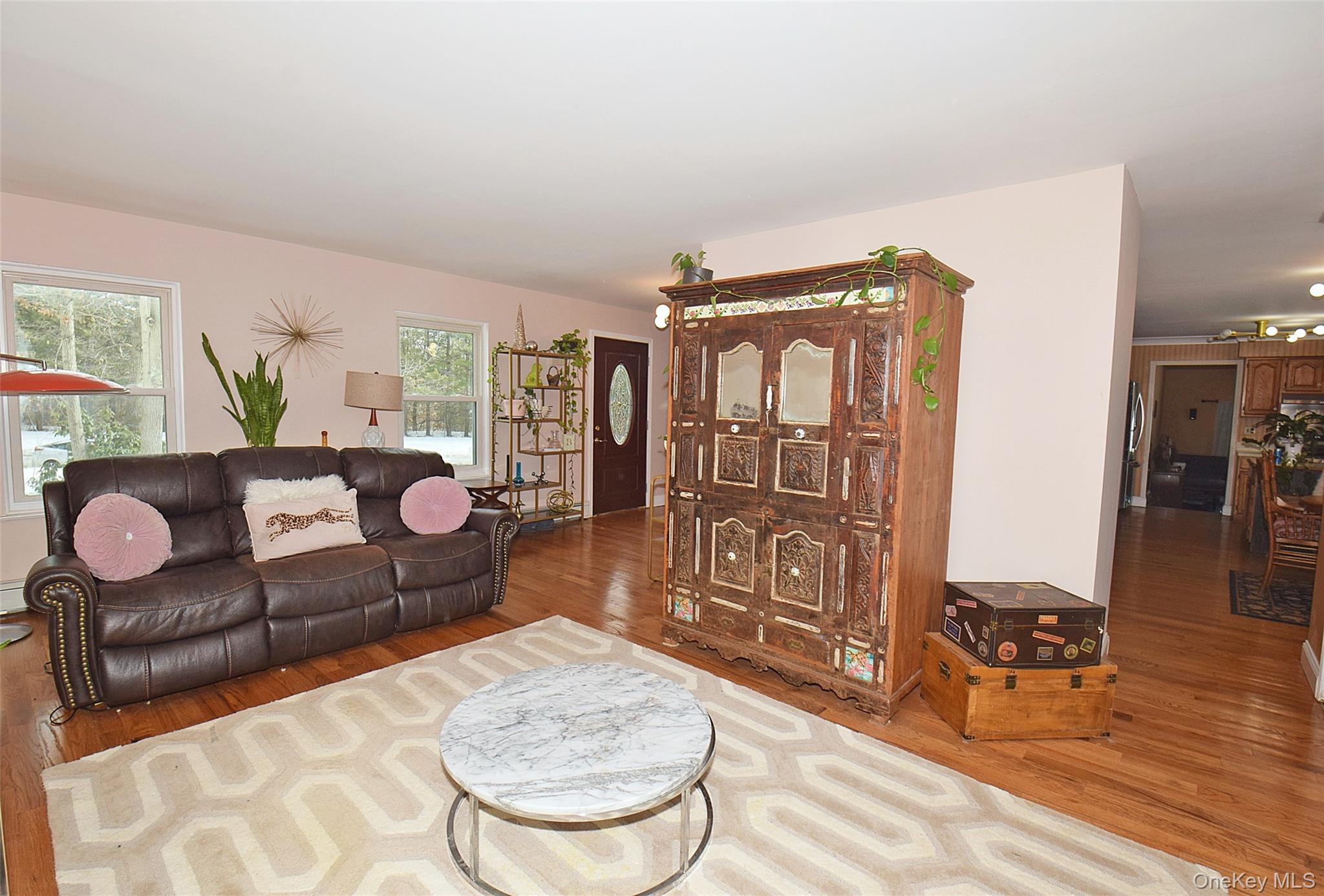 338 Pond Path, East Setauket, NY 11733