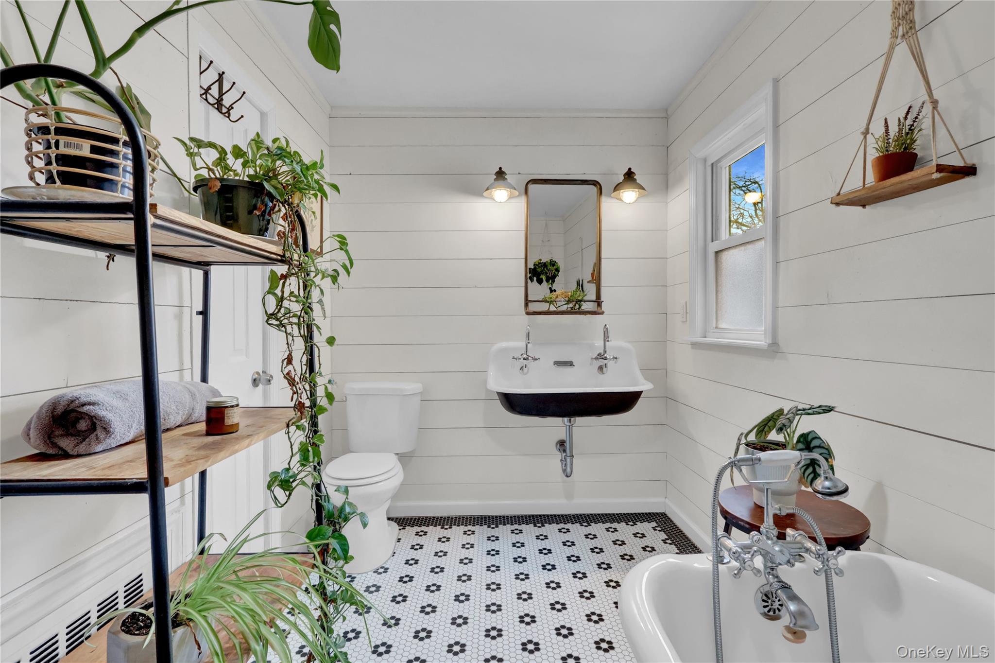 2242 6th Street, East Meadow, NY 11554