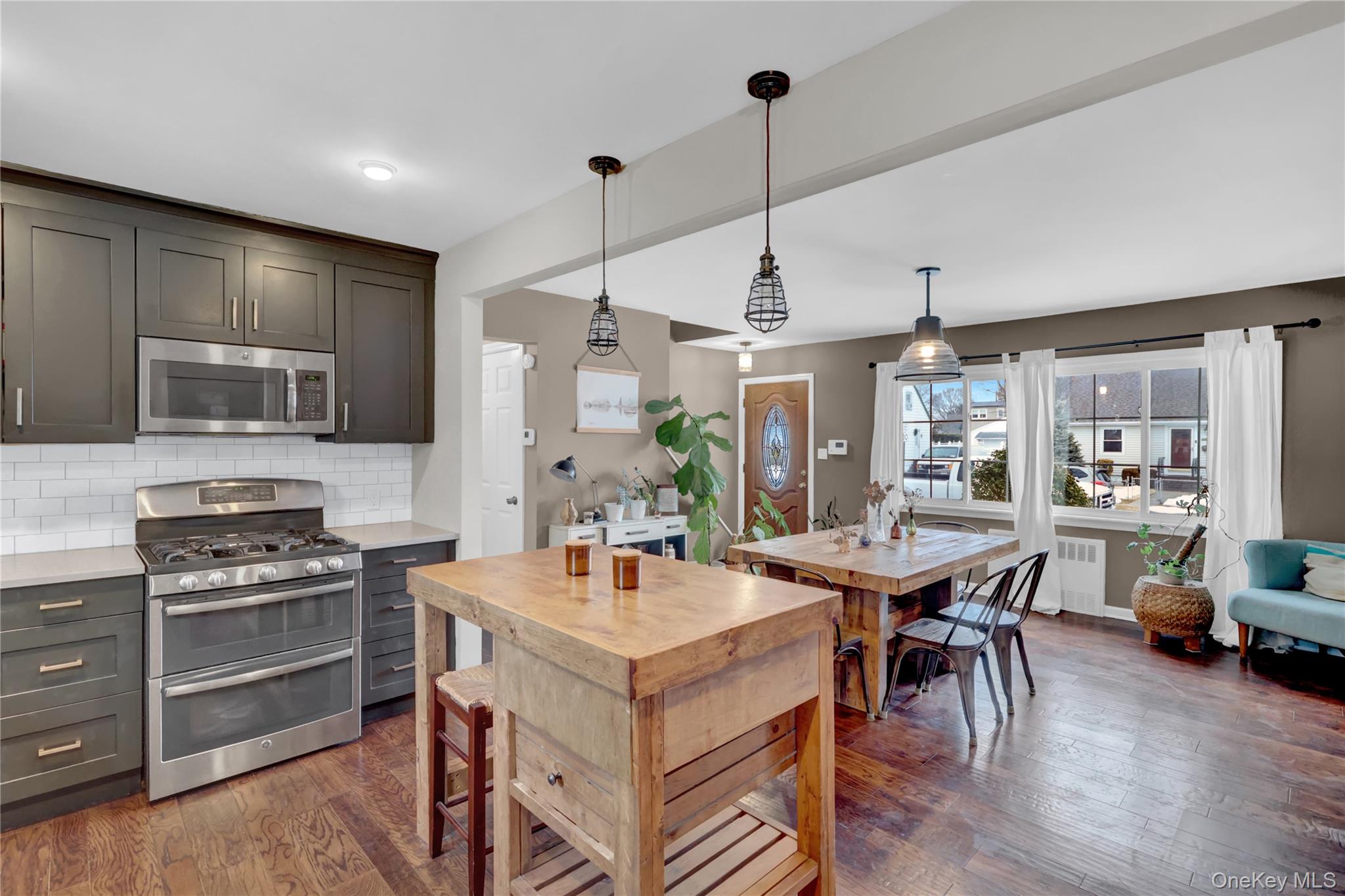 2242 6th Street, East Meadow, NY 11554