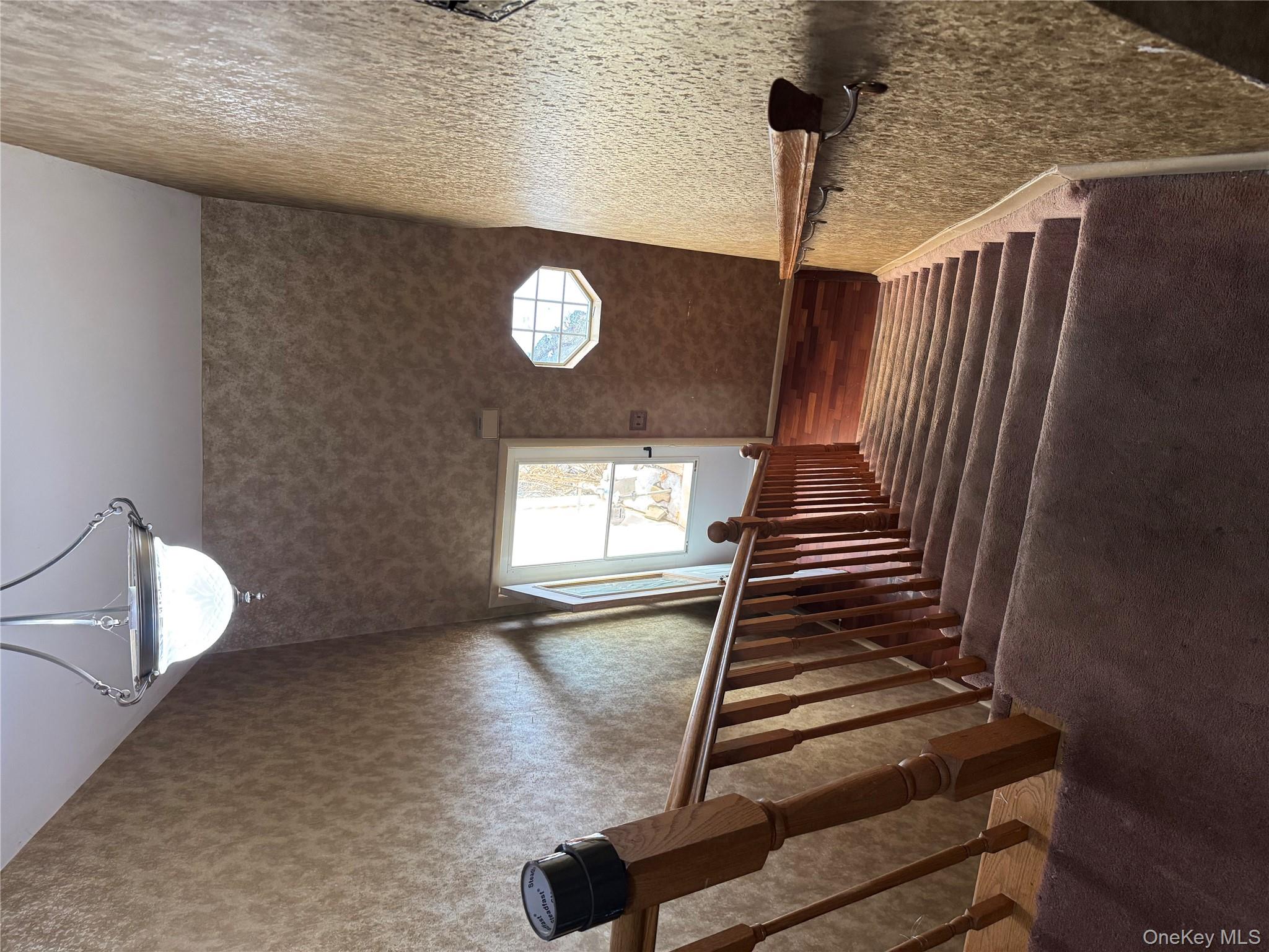 511 Race Place, Oakdale, NY 11769