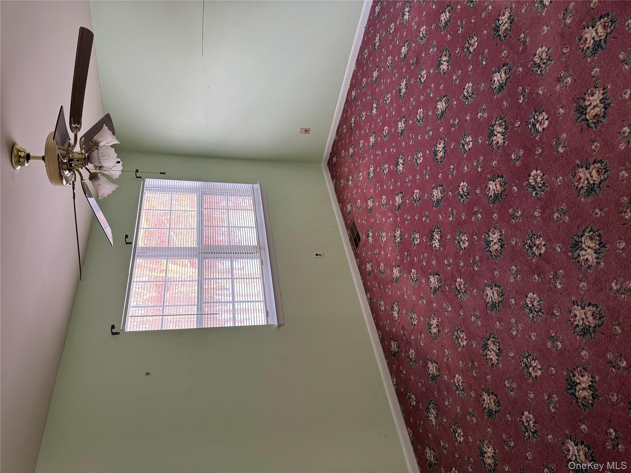 511 Race Place, Oakdale, NY 11769